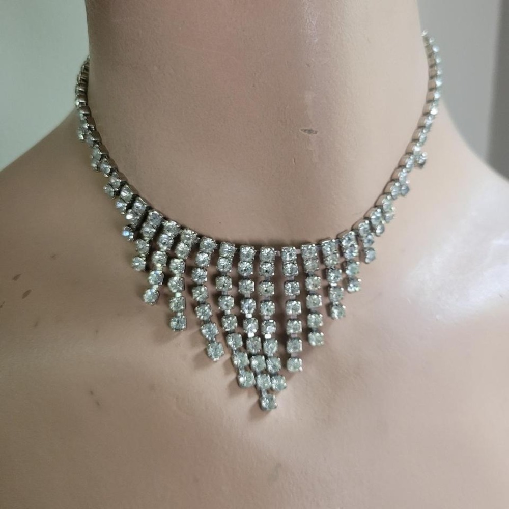 Rhinestone Fringe Necklace 16" Silver Excellent